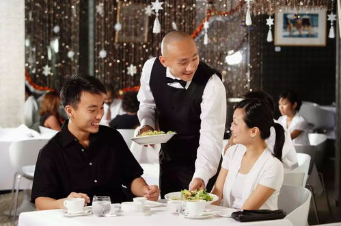 餐飲服務(wù)做到‘三輕四勤五聲六微笑十服務(wù)’，顧客個(gè)個(gè)滿意